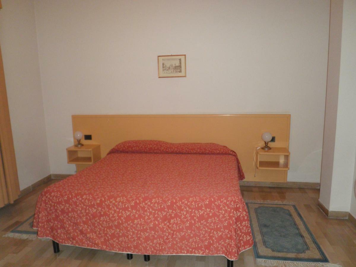 Residence Executive Ancona Eksteriør bilde
